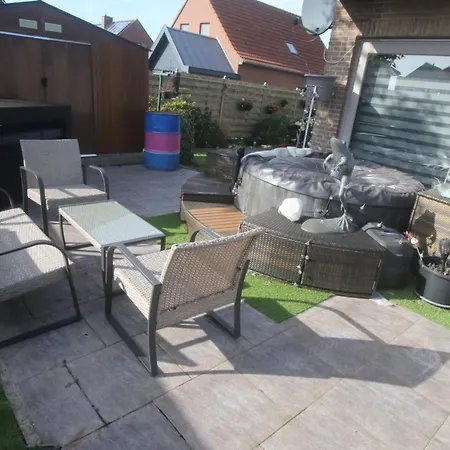 Vague Bleue Bed & Breakfast Blankenberge